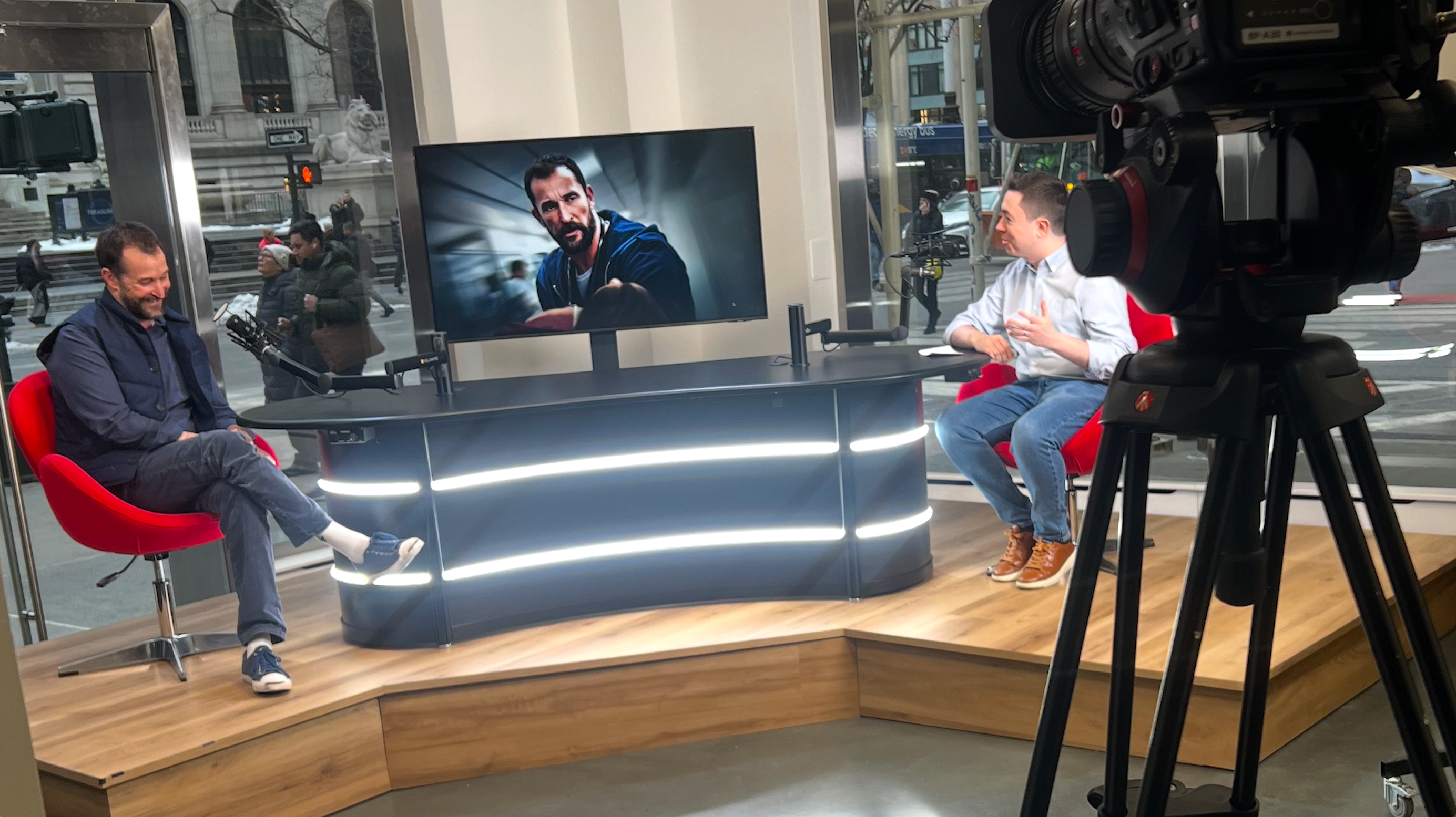 Ryan interviews Noah Wyle at Penske Media Corp. Studios in New York, NY — Feb. 11, 2025